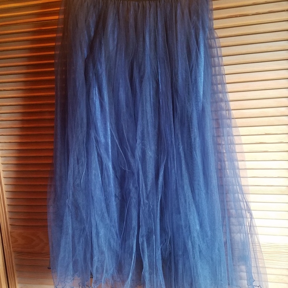 Navy blue Tulle Skirt mid length - Picture 1 of 3